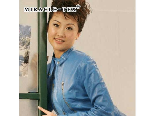 女装