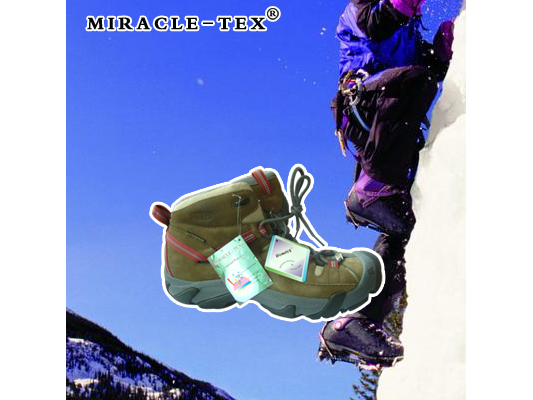 登山鞋